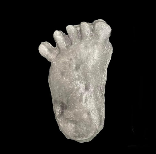 Wrinkle Foot Cast (right)