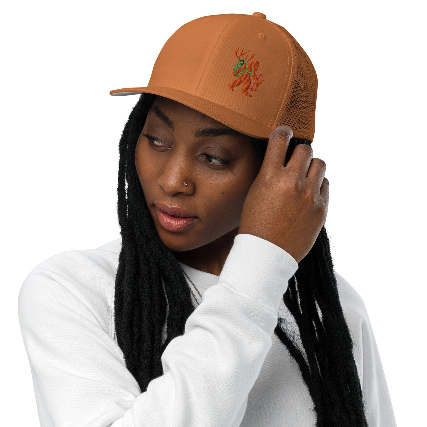 Blacks Creek Closed-back trucker hat