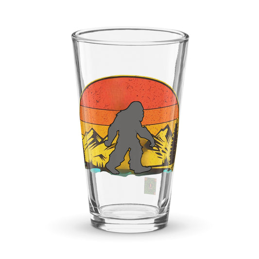 Roaming Squatch Shaker pint glass